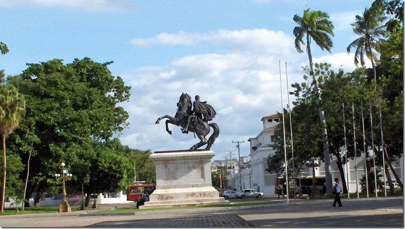 ¡Lo que más necesitaba! La Guaira tendrá la Plaza Bolívar más grande de América Latina