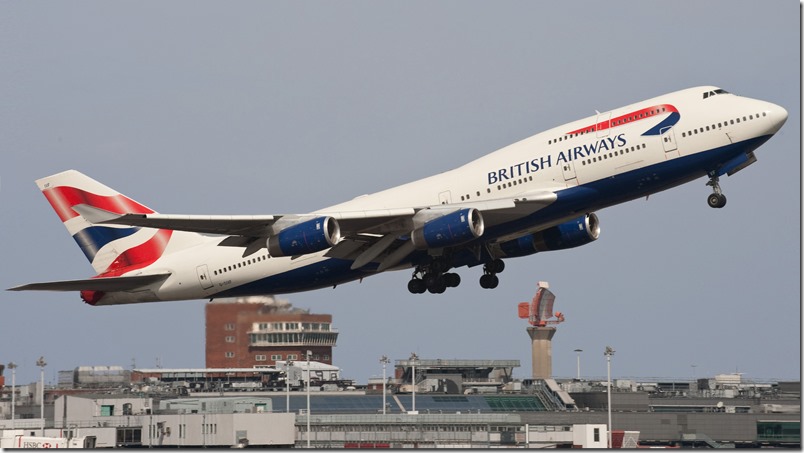 Arrestan a pasajera por intentar abrir puertas durante un vuelo de British Airways