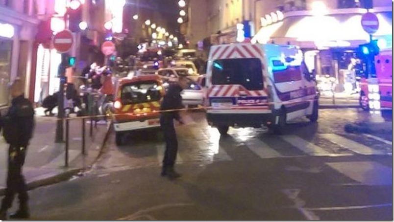 El IS reivindica la masacre: ‘Ocho hermanos con cinturones de explosivos y fusiles han atacado el corazón de París’