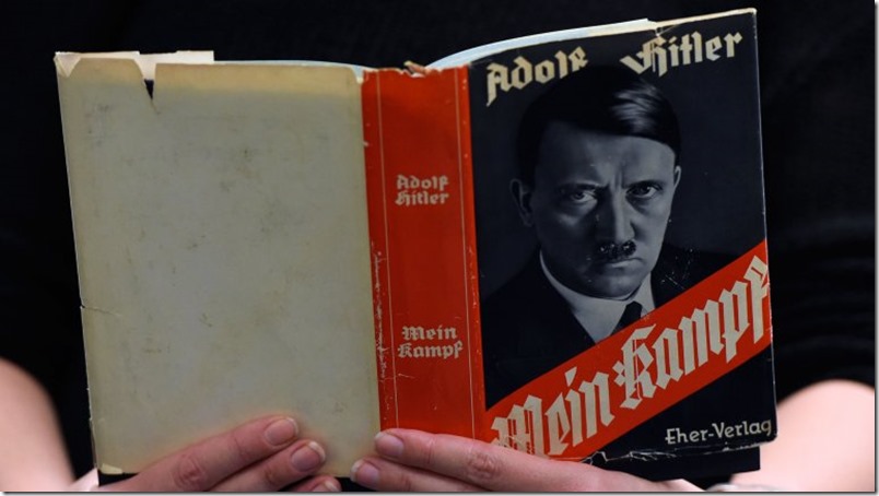 Docentes alemanes quieren incluir el libro de Adolf Hitler en el programa escolar