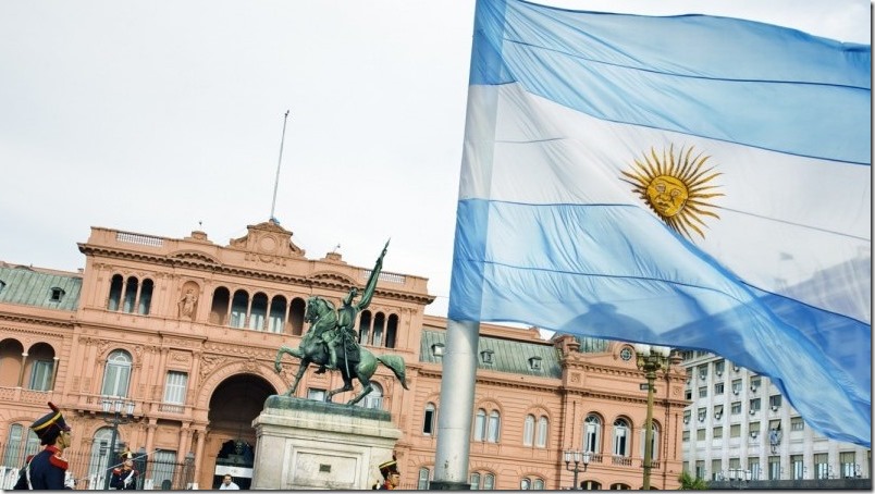 Argentina no hará ninguna oferta para negociar la deuda con fondos buitre