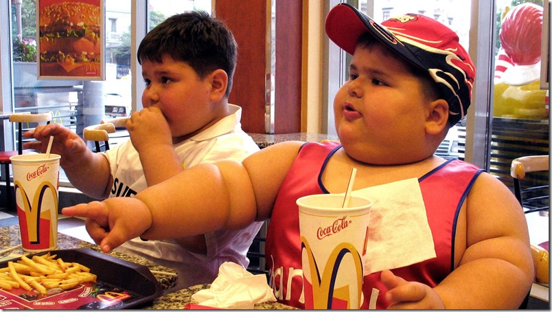 Estos son los peligros de la obesidad infantil (y algunos tips para evitarla)