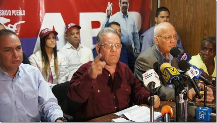 Venezuela: Denuncian que presidente de TSJ está al margen de la Constitución