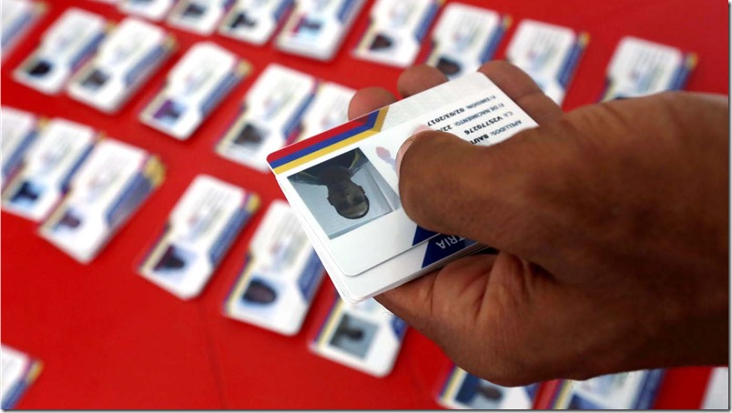 Bono navideño decretado por Maduro solo lo recibirán los que tengan el «Carnet de la Patria»
