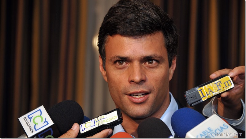 ¡Al fin con su familia! Sacan a Leopoldo López de Ramo Verde y lo mandan a casa