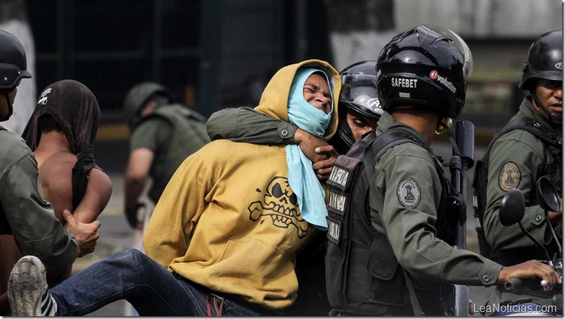En Venezuela 40 personas al día son detenidas por protestar