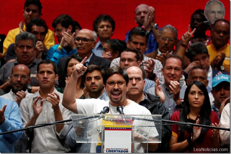 Fuerte ¿pero realista? artículo: En Venezuela hay una falsa Oposición