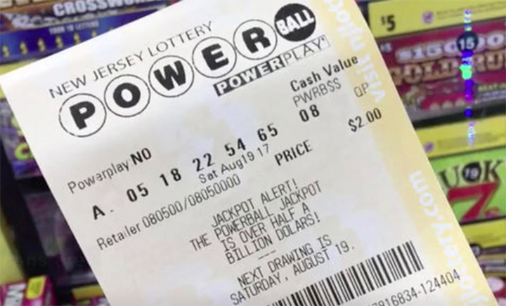 Hombre robó un boleto de lotería premiado y así terminó todo