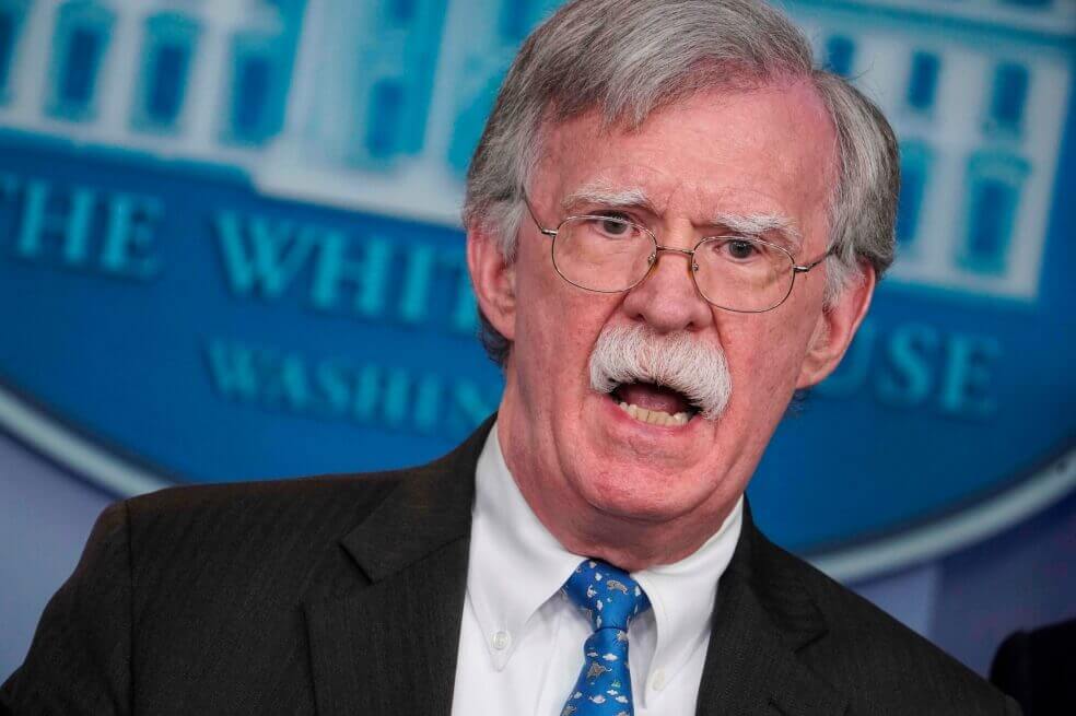 Bolton aconseja a Maduro aprovechar amnistía ofrecida por Guaidó: «Le deseo una larga y tranquila jubilación en una bonita playa lejos de Venezuela”