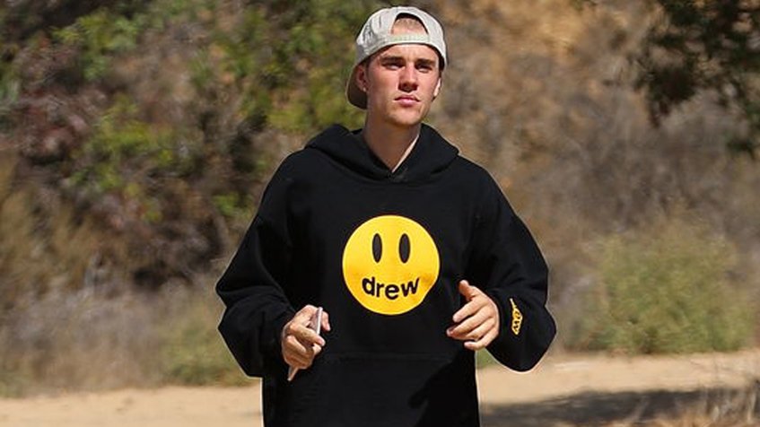 Justin Bieber incursiona en el mundo de la moda con su marca «Drew House»