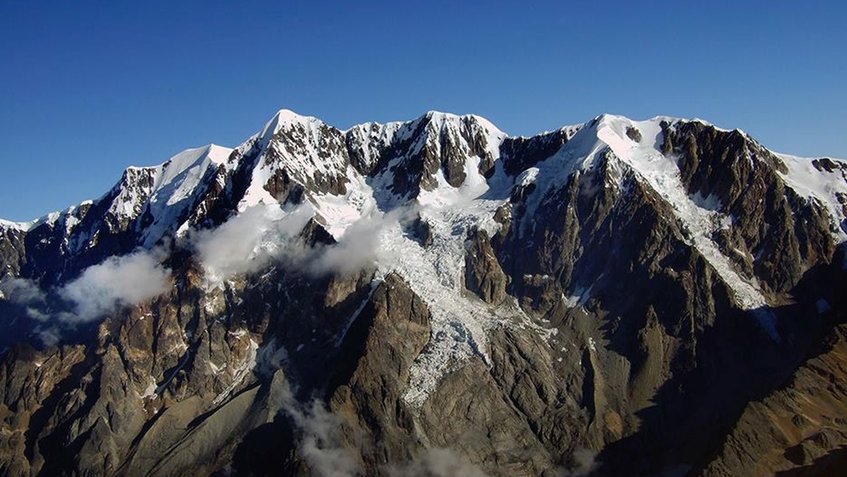 Un terremoto en Bolivia reveló una serie impresionantes montañas subterráneas
