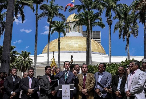 Guaidó: «Vamos a pedir una gran movilización para resguardar la ayuda humanitaria»