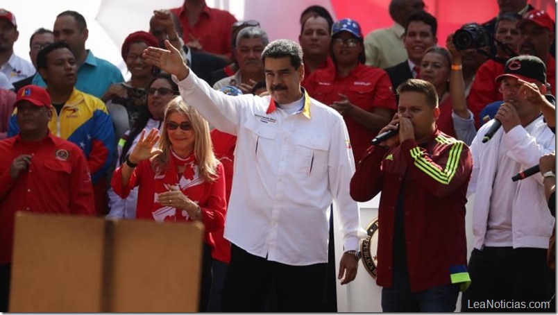 Maduro propone adelantar las elecciones legislativas como solución a la crisis