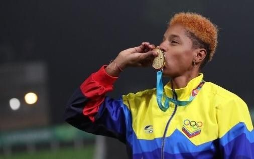 Yulimar Rojas rompe récord y se proclama campeona panamericana