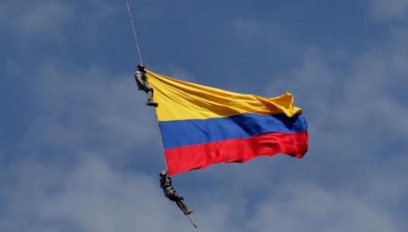 Murieron 2 militares en show aéreo de Feria de Medellín