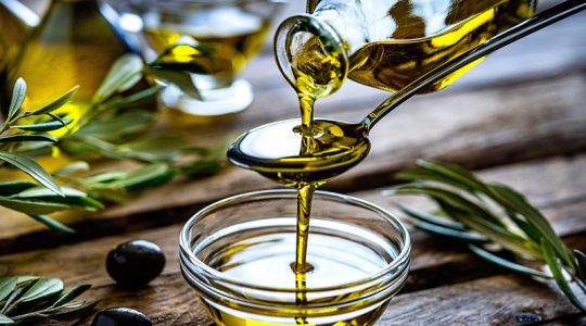 Aceite de oliva: 2 cucharadas al día ayudan a prevenir infartos y tumores