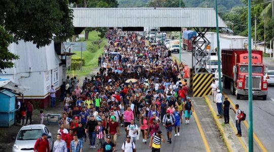 Unos 10.000 migrantes rumbo a EE UU están bloqueados en puerto de Colombia