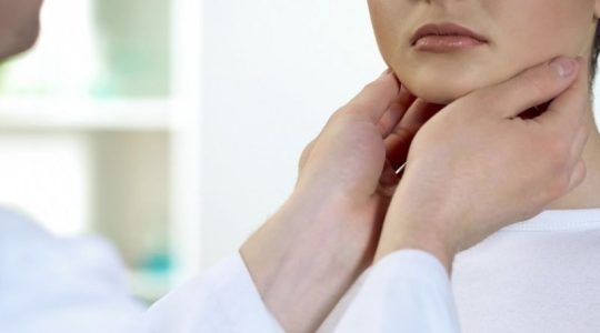 Conozca los factores de riesgo del cáncer de tiroides