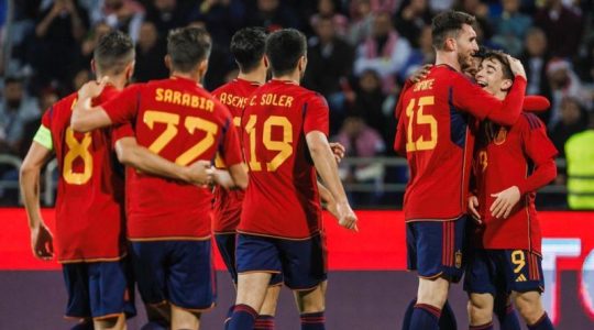 España golea a Costa Rica y es líder de su grupo en Qatar 2022