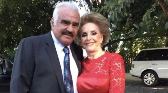LA VIUDA DE VICENTE FERNÁNDEZ SOBRE SU MATRIMONIO CON EL CANTANTE: ‘ÉL SABÍA QUÉ LUGAR TENÍA YO’