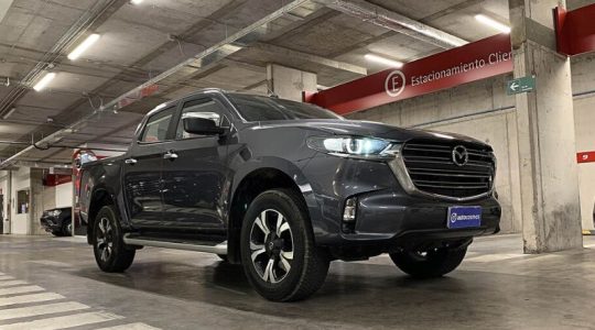 Primer contacto con la Mazda BT-50 2022