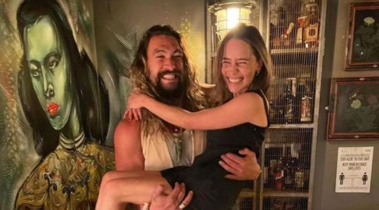 ¿Por qué Emilia Clarke lloró en las escenas que compartió con Jason Momoa en “Game of Thrones”?