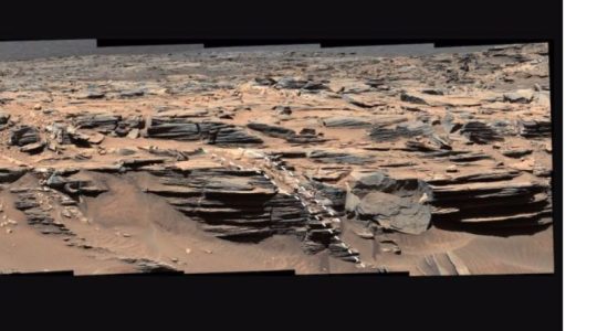 Descubren halos de fractura ricos en agua en Marte con nuevos métodos para analizar datos del rover Curiosity