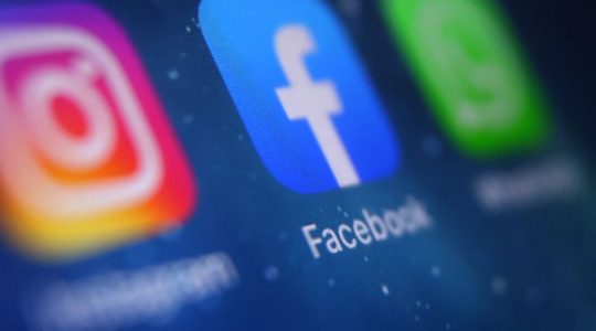 Irlanda multa con 390 millones a Meta por la mala gestión de datos personales en Instagram y Facebook