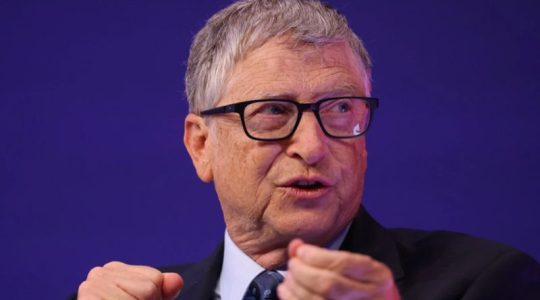 Bill Gates se desmarca del interés por la carrera espacial y apuesta por comprar vacunas en vez de ir a Marte