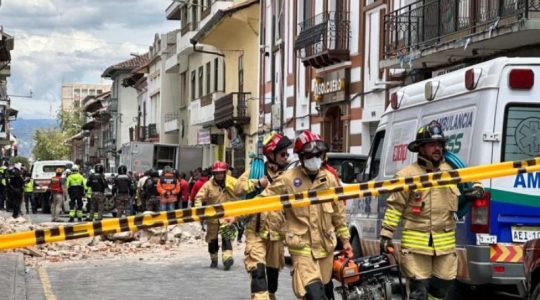 13 fallecidos y 126 heridos por el sismo en Ecuador